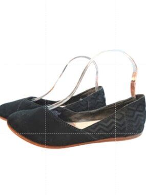 TOMS Diamond Jutti Flat Shoes embossed black suede  size 6.5  *K